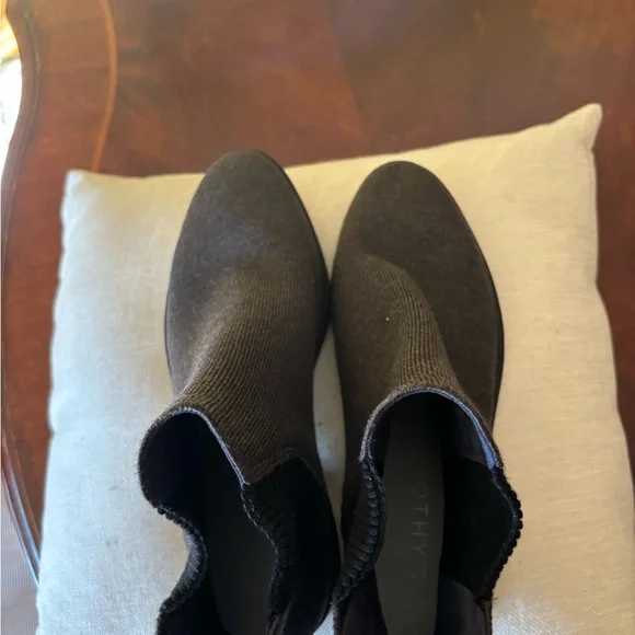 Rothy's Women's Grey Boots - Picture 3 of 8